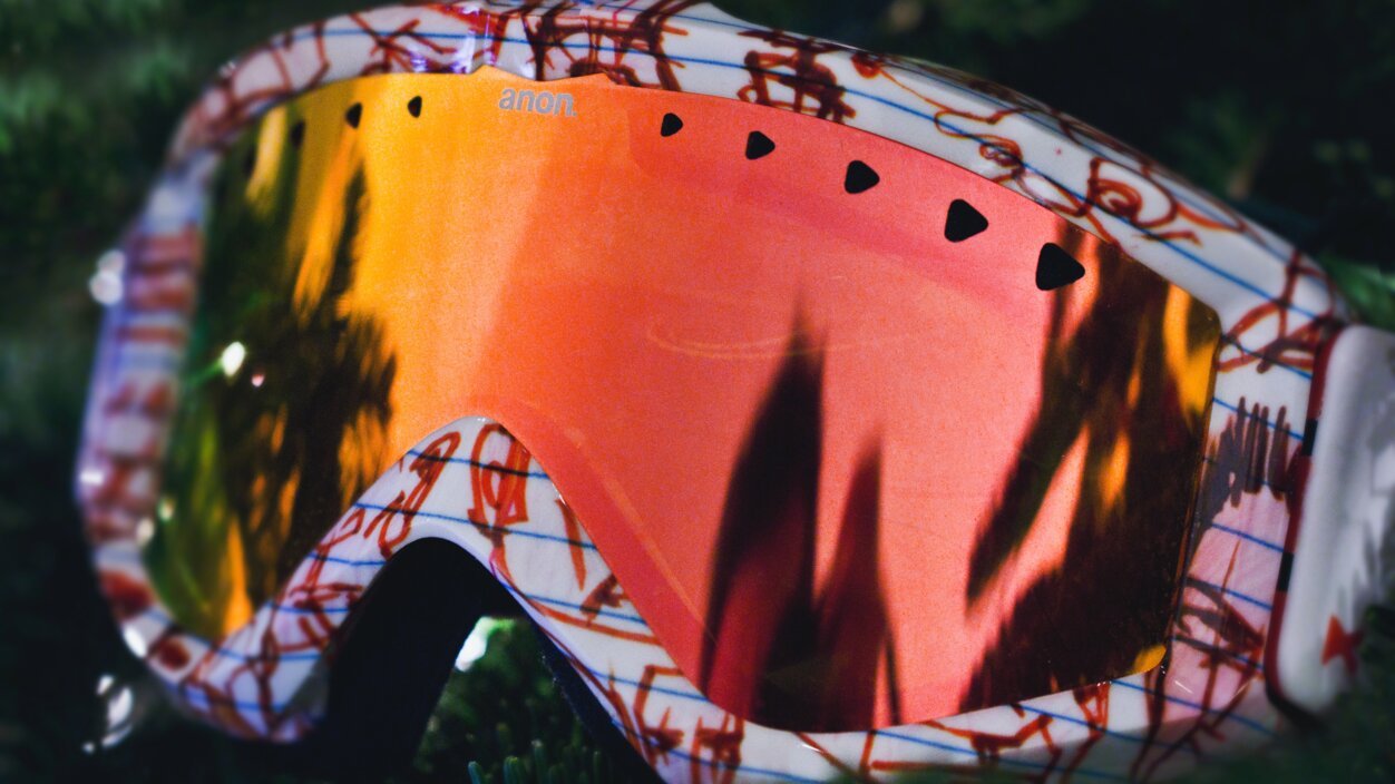 The perfect ski goggles tips on UV protection & more